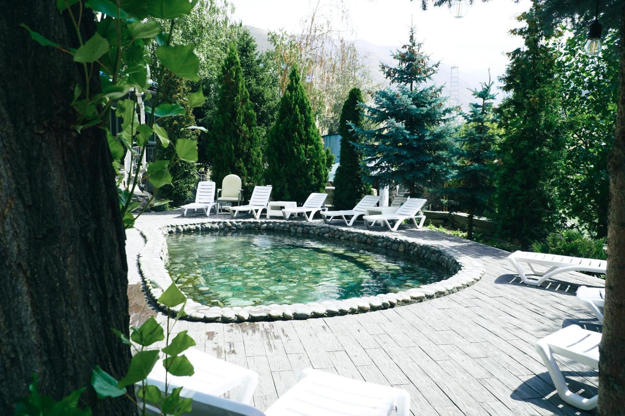 Mountain View Hot Spring Resort Kara-Bulak Екстериор снимка